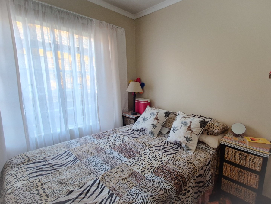 2 Bedroom Property for Sale in Vaalpark Free State